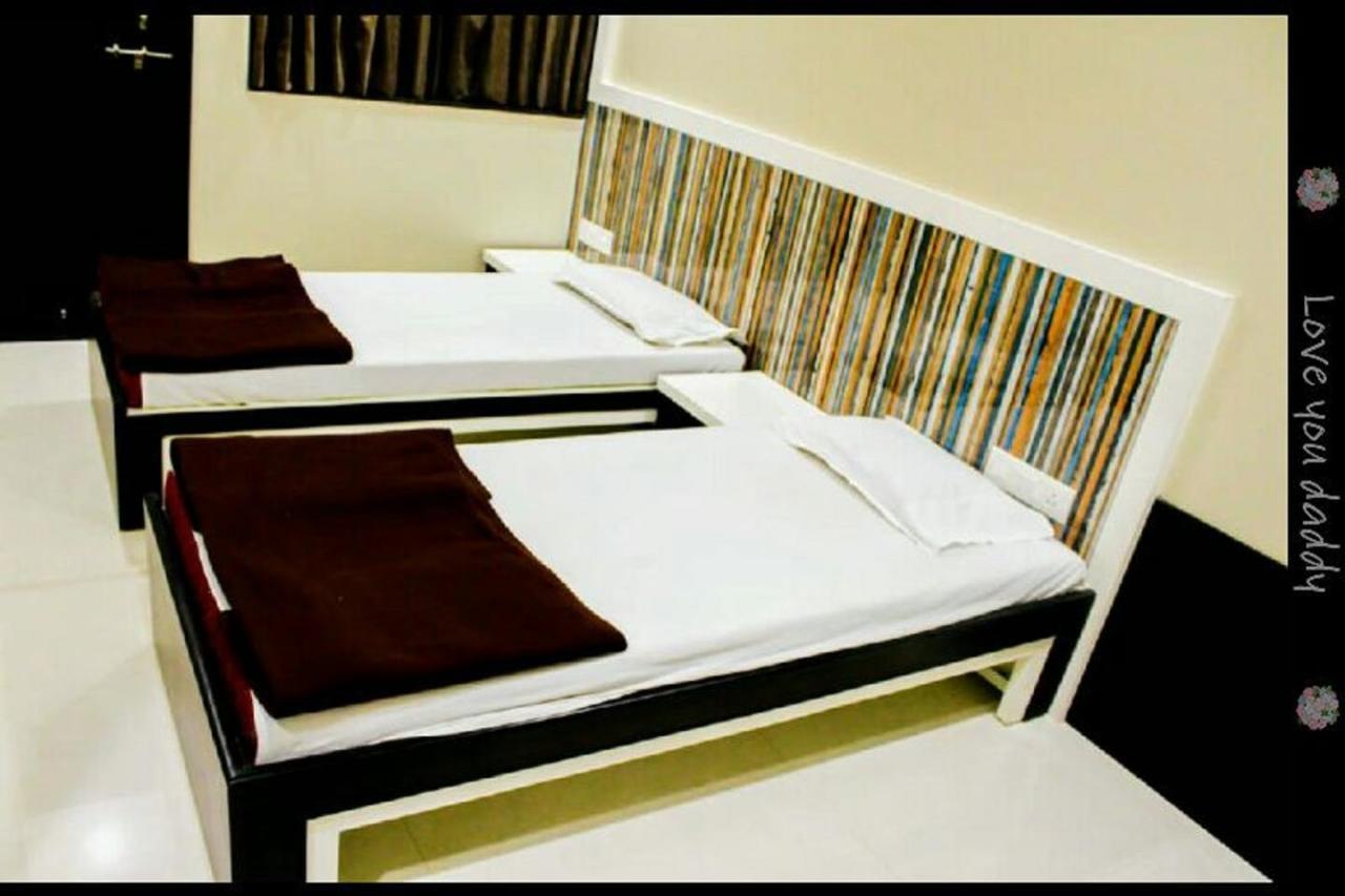 Hotel Oberoi Ahmednagar Extérieur photo