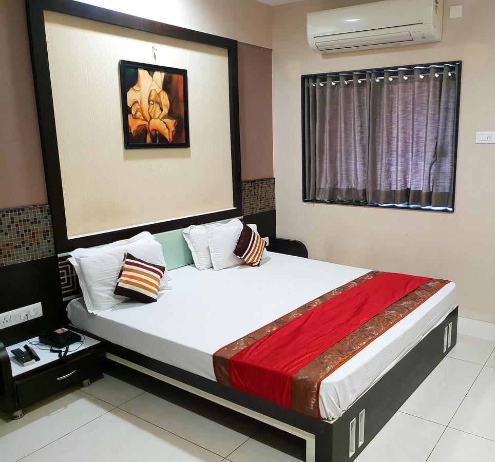 Hotel Oberoi Ahmednagar Extérieur photo